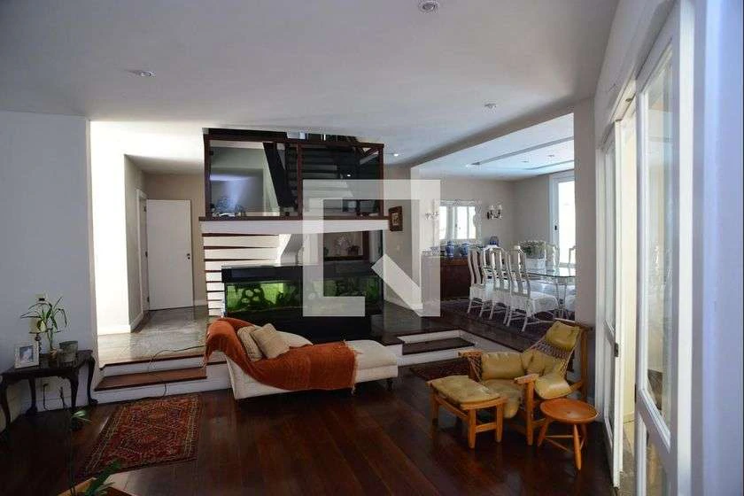 House in a gated community with 5 bedrooms and mountain view — photo 27
