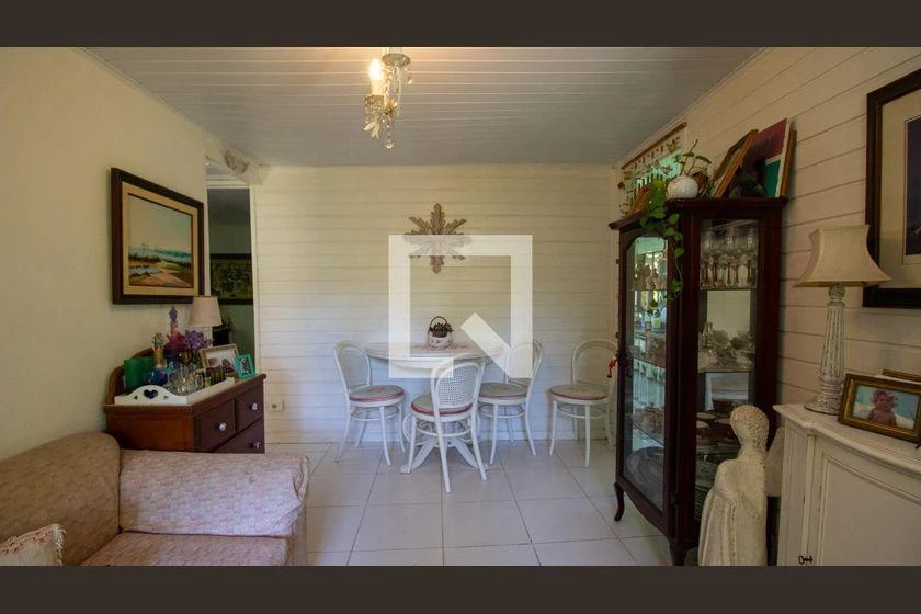 Furnished house with 5 bedrooms and 2100 m² — photo 6