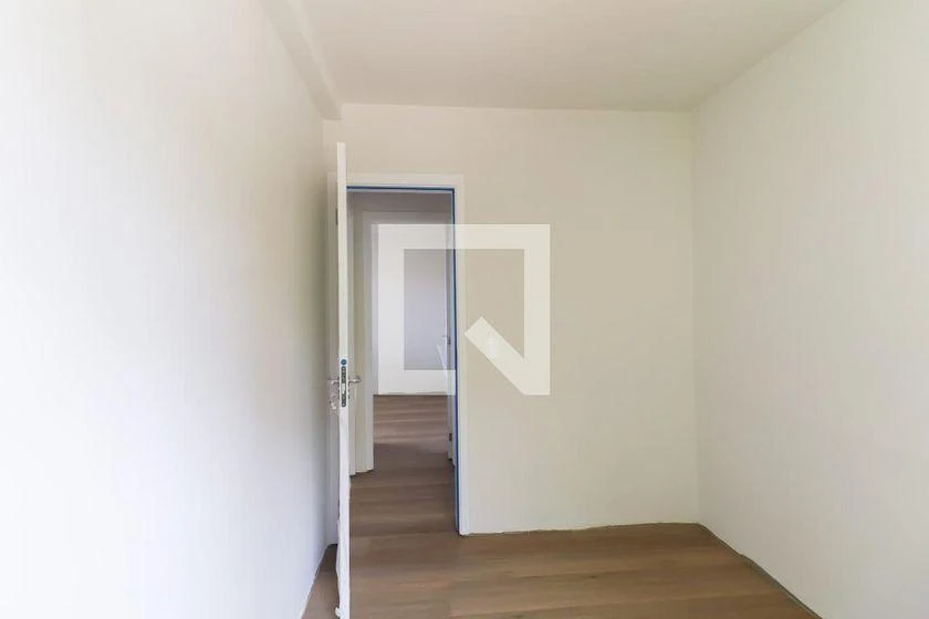 3-bedroom apartment with a grill on the balcony in Curitiba — photo 43
