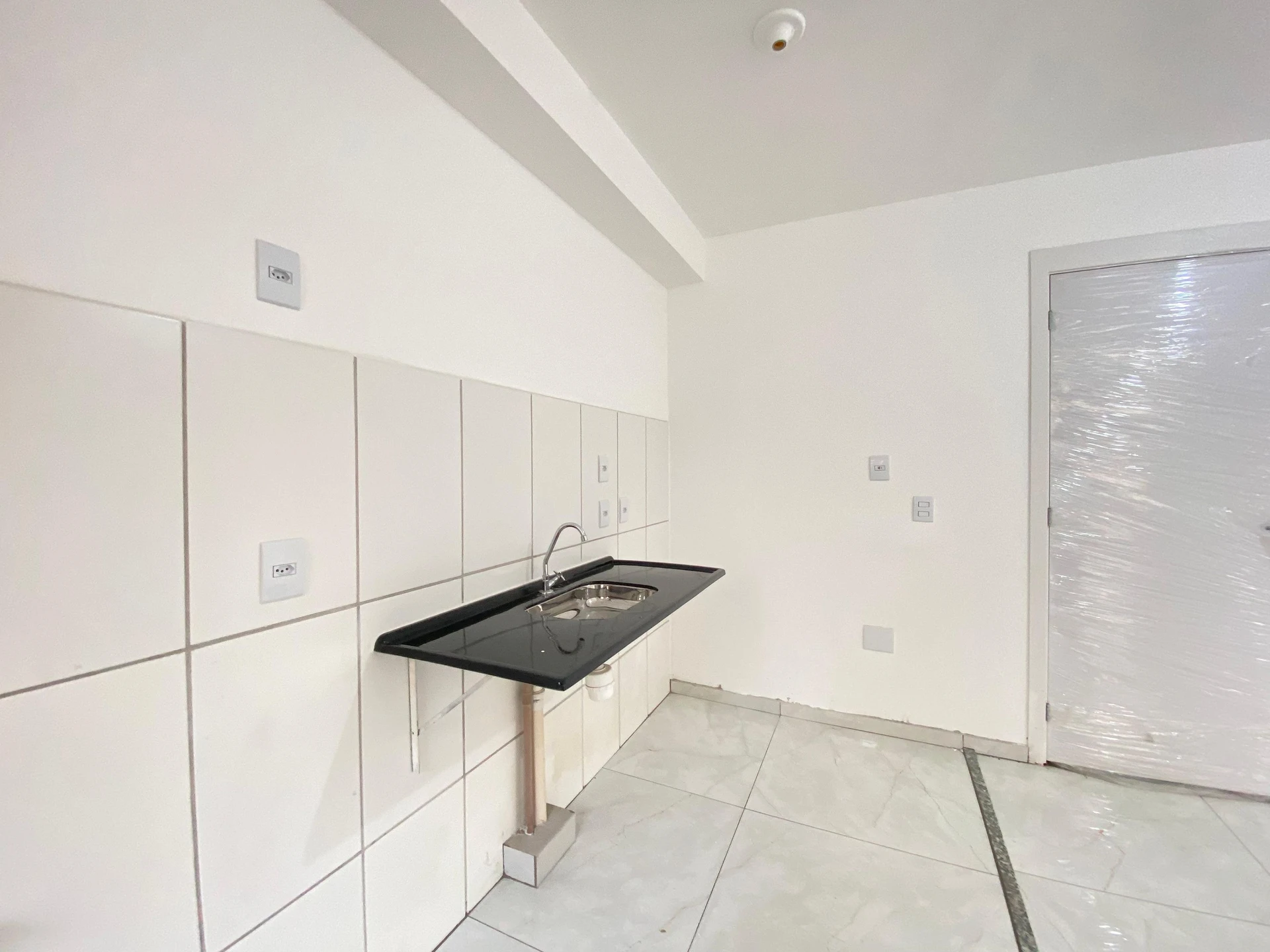 Rental apartment with 2 bedrooms and 4 parking spaces — photo 16