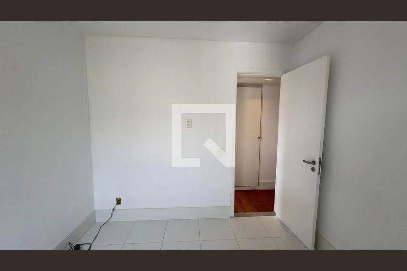 Apartment, 123 m², with a glass-enclosed balcony — photo 15
