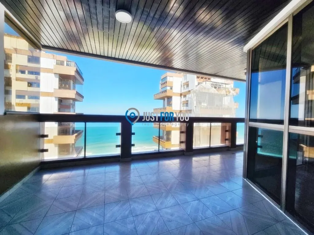 Apartamento de 4 dormitórios com 179 m² e 3 vagas — photo 10