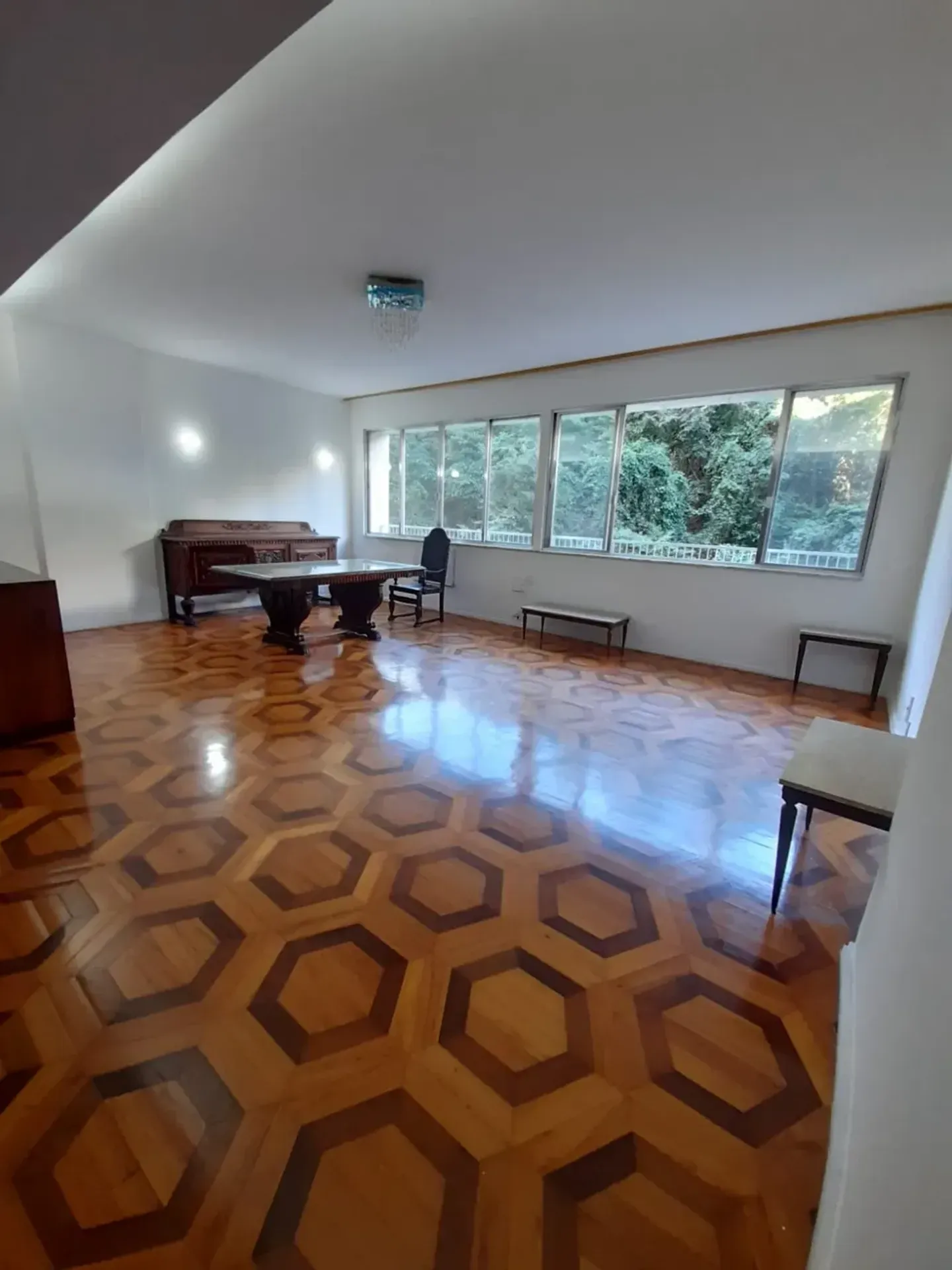 Rental apartment with 3 bedrooms and 2 suites — photo 23