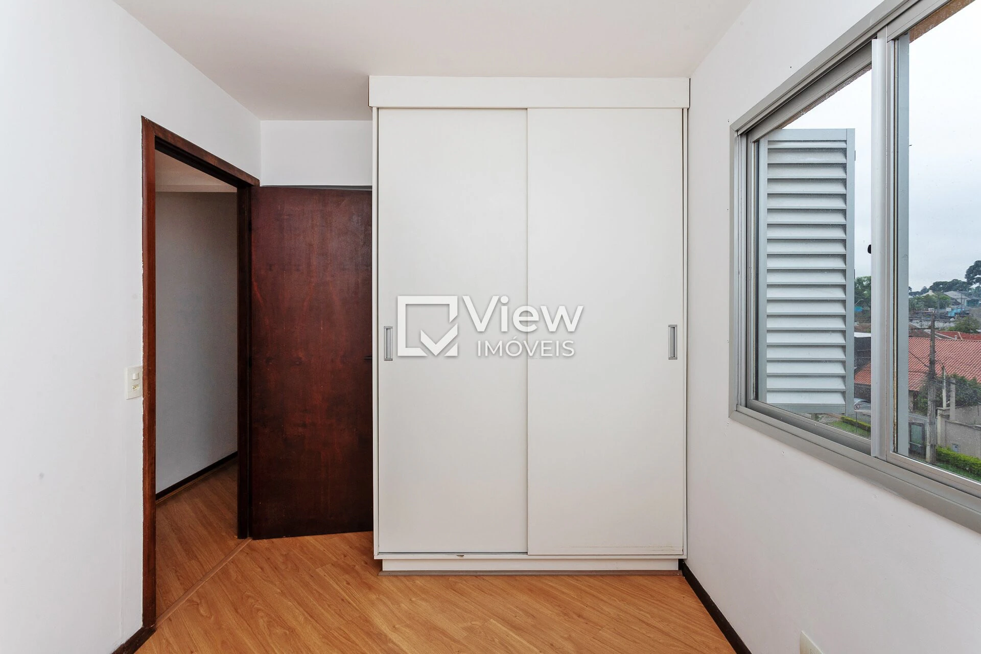Apartment, 70 m², with wood or laminate floors — photo 18