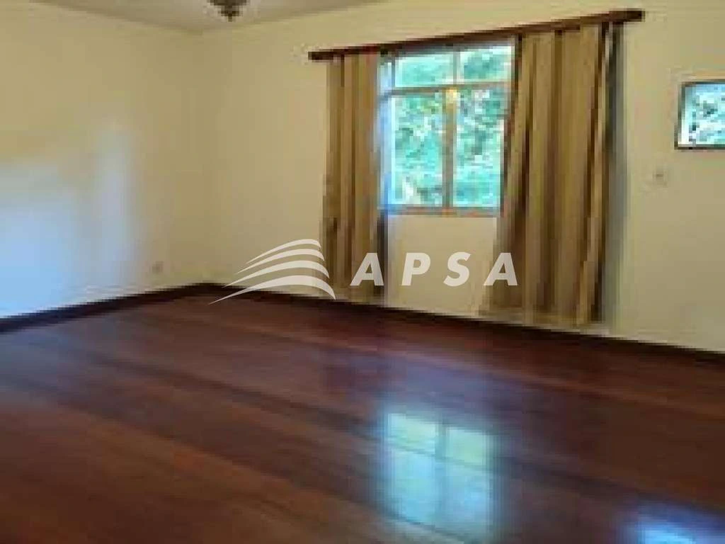 Casa de 200 m² com 3 quartos e cozinha fechada — photo 11
