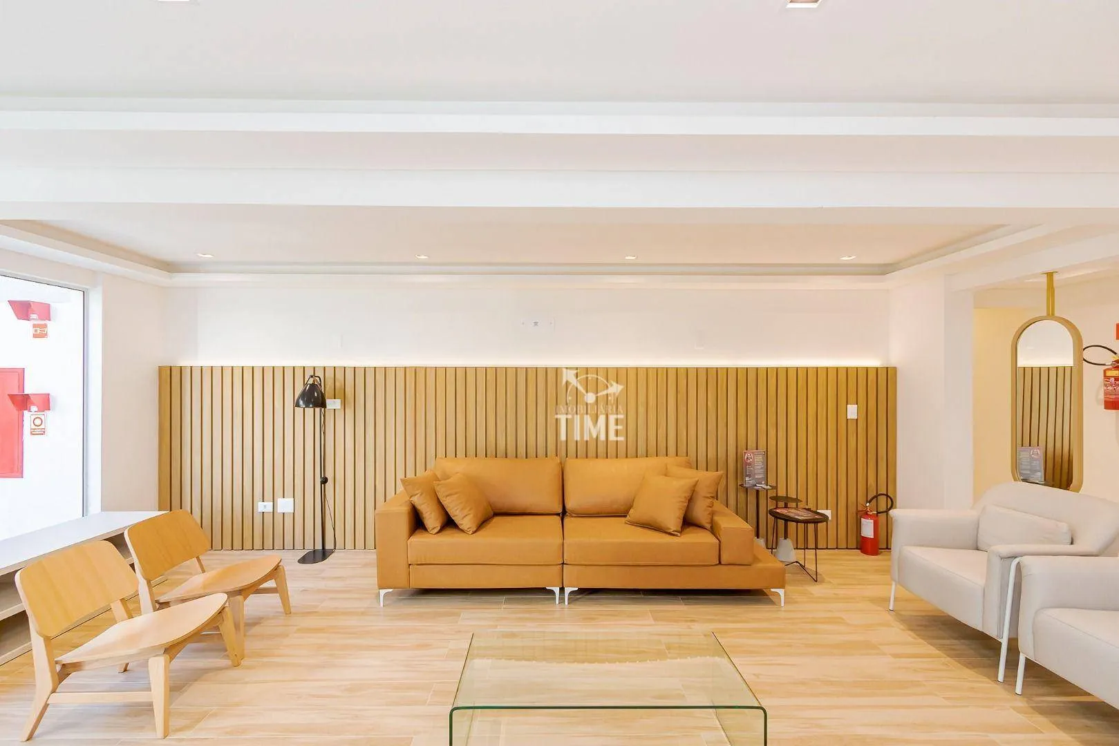 Balcony with a grill in a 3-bedroom apartment, 107 m² — photo 31