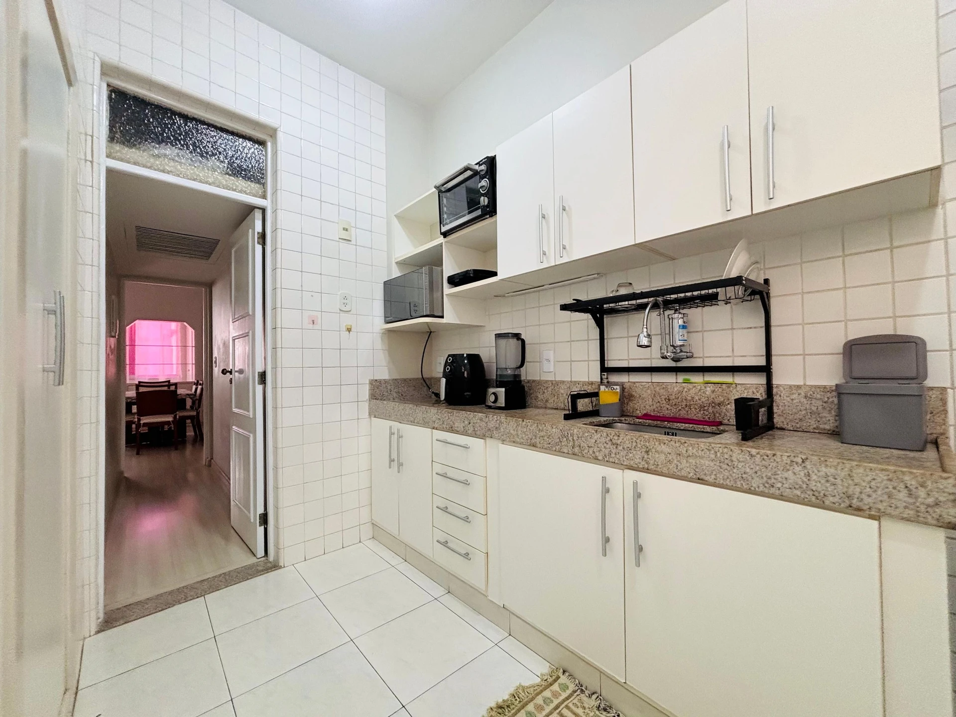 Mountain view in a 3-bedroom apartment, 120 m² — photo 13