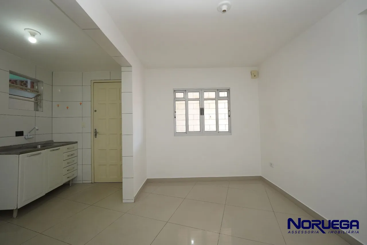 Rental house with 3 bedrooms and 1 bathroom — photo 2