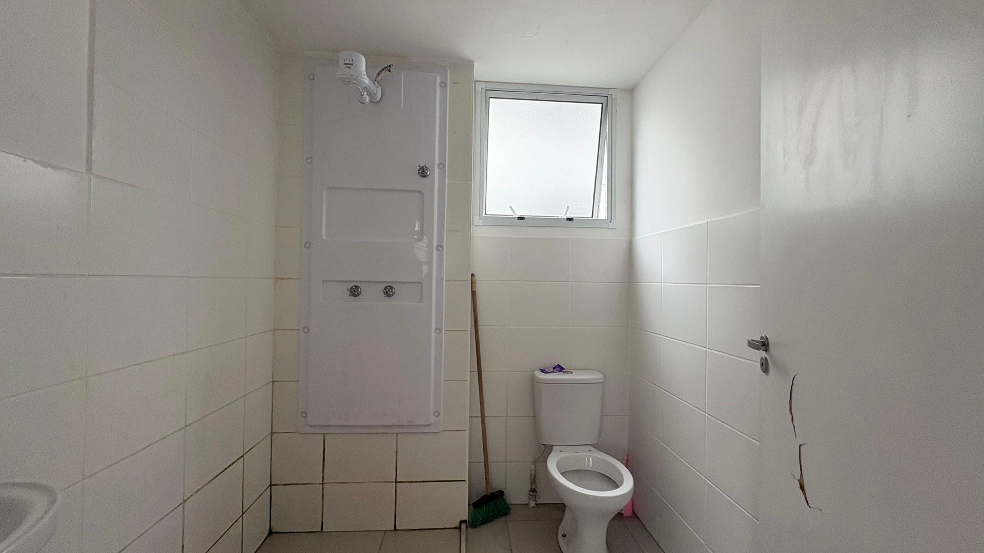 2-bedroom apartment with a washing machine — photo 12