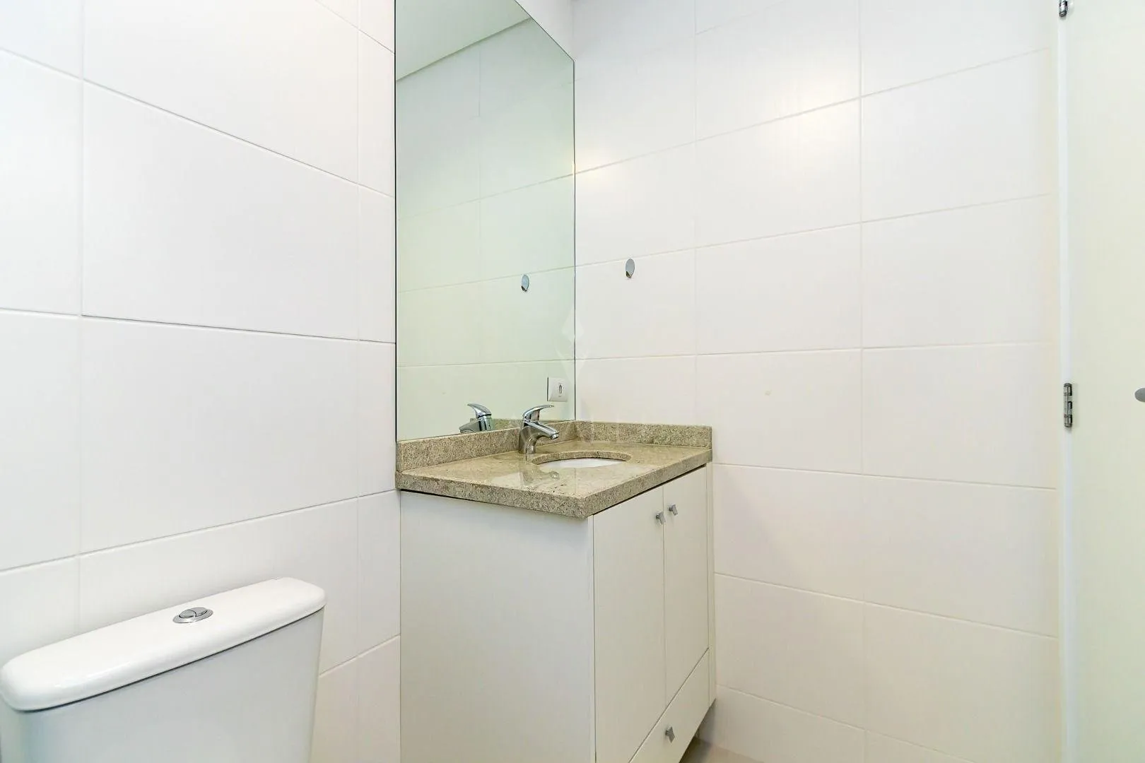 Apartamento mobiliado com 1 dormitório e 2 banheiros — photo 23