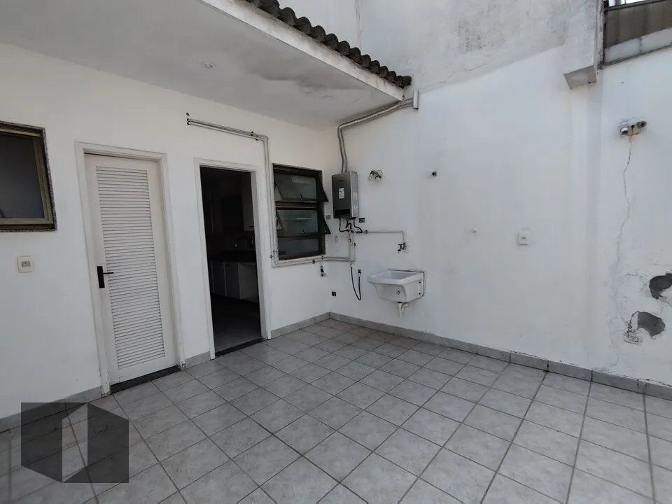 Penthouse with 3 bedrooms and a terrace — photo 20