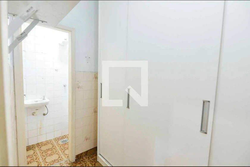 Apartamento de alquiler con 3 dormitorios y 98 m² — photo 42