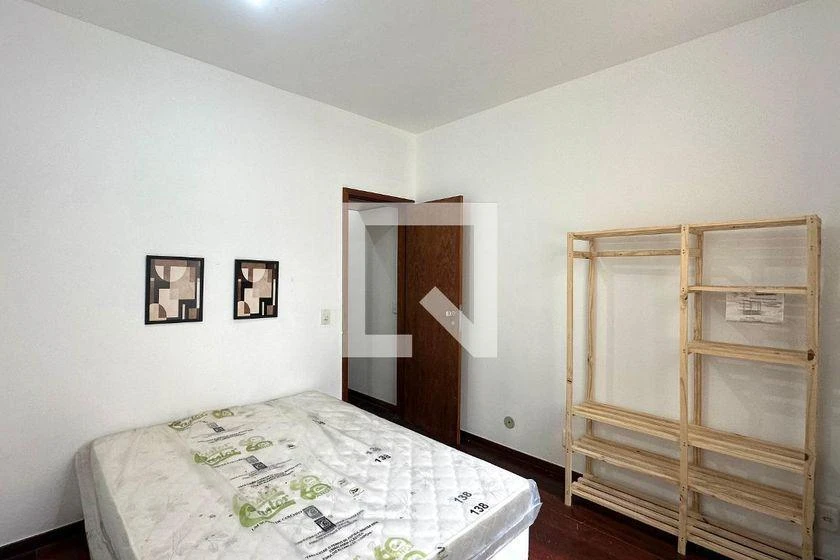 Glass-enclosed balcony in a 4-bedroom apartment, 113 m² — photo 13