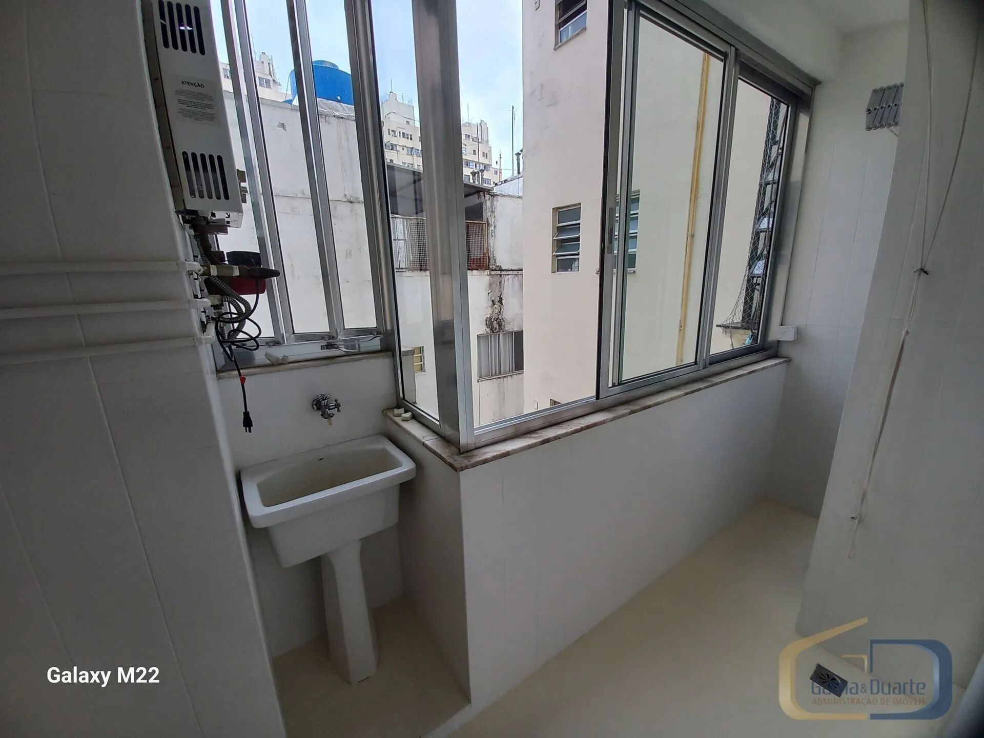Apartment, 79 m², with wood or laminate floors — photo 14