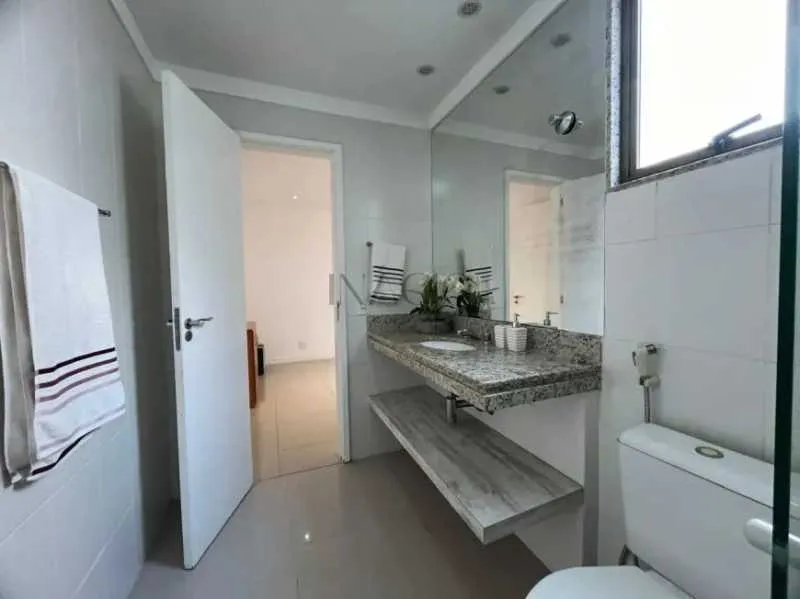 Furnished apartment with 3 bedrooms and 5 bathrooms — photo 27
