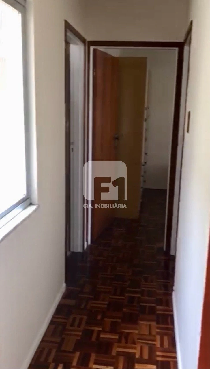 Apartment, 52 m², with wood or laminate floors — photo 17