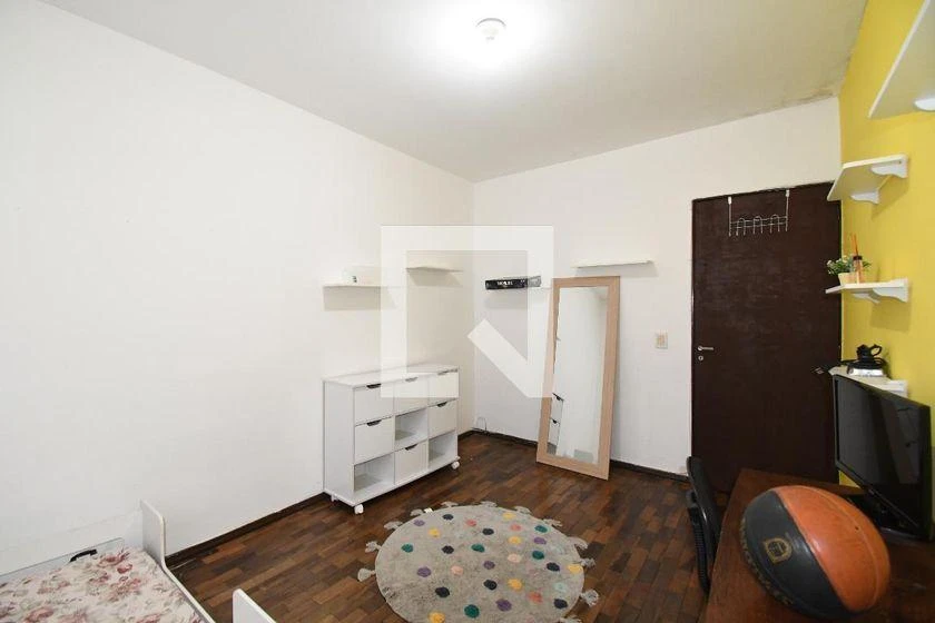 3-bedroom apartment with a bathtub in Curitiba — photo 27