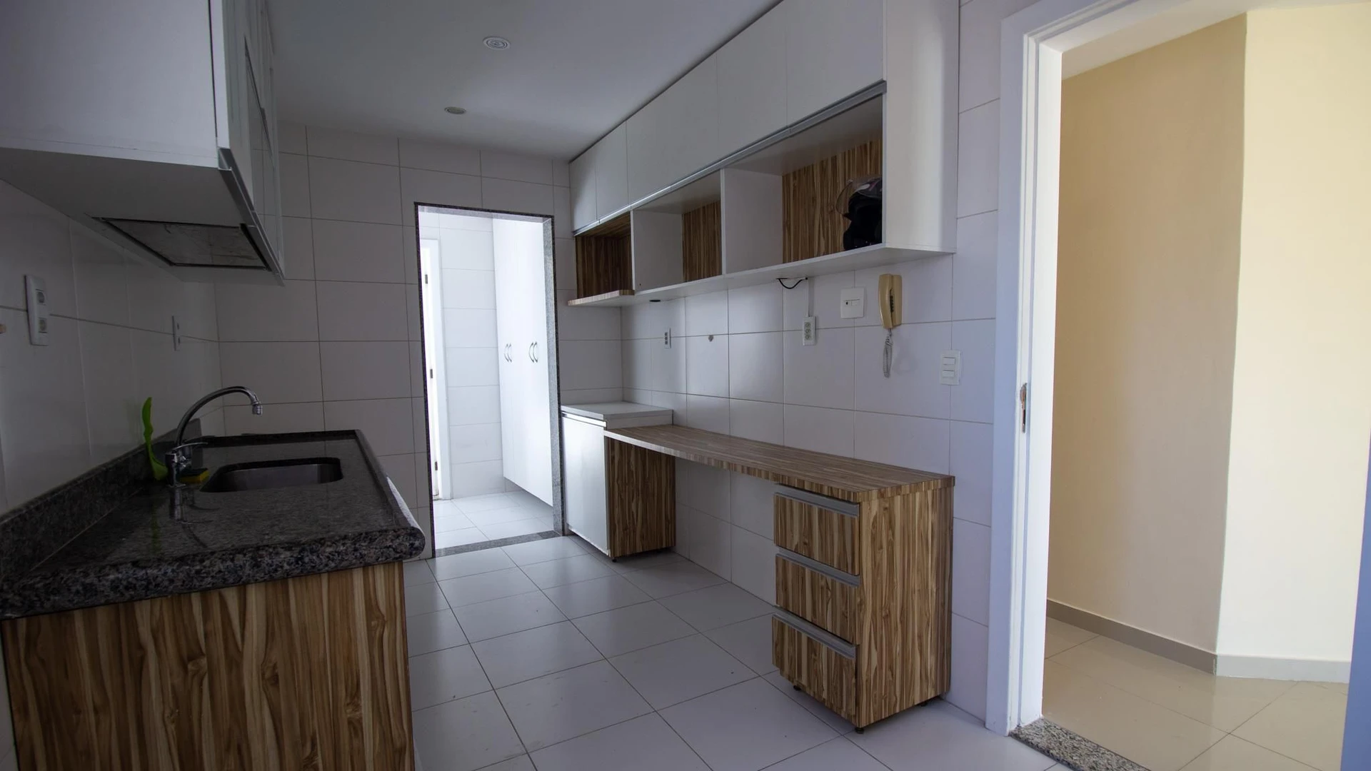 Apartamento com 3 suítes e 4 banheiros com varanda — photo 2