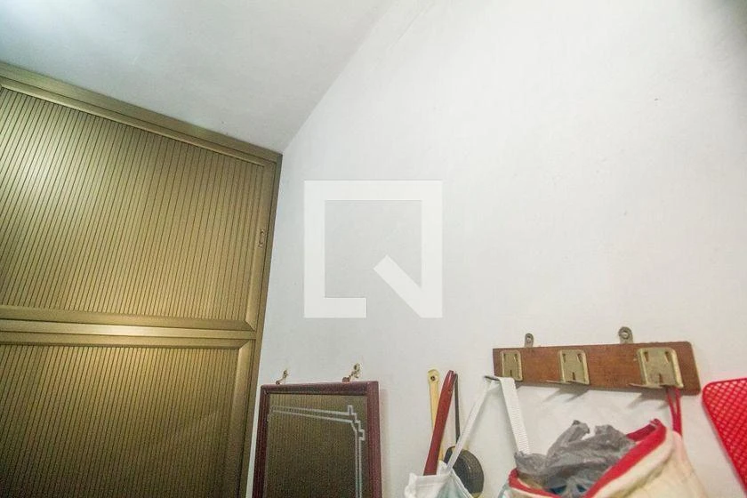 Furnished 2-bedroom apartment with 2 bathrooms — photo 39