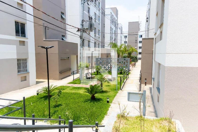 Furnished 2-bedroom apartment with balcony grill — photo 6
