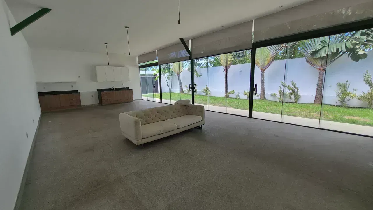 Unfurnished house with open-plan kitchen and 2 bedrooms — photo 8