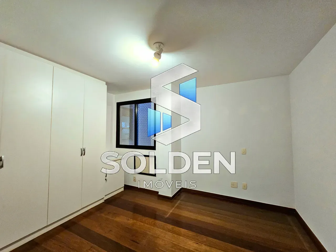 3-bedroom apartment with glass-enclosed balcony and 4 baths — photo 15