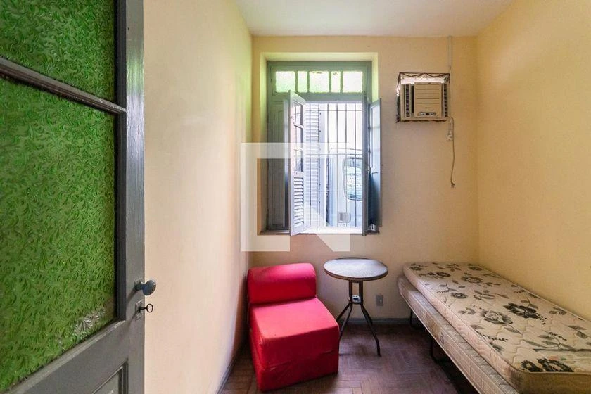 Casa para aluguel com 4 quartos e varanda, 600 m² — photo 26