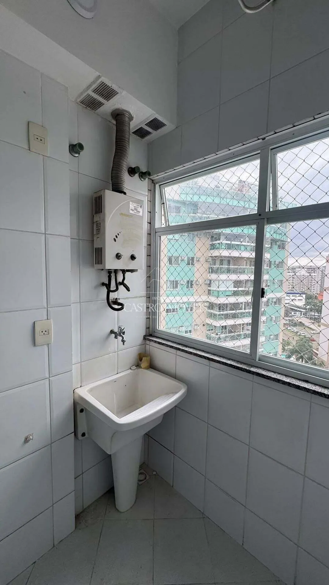 2-bedroom apartment in a building with a sauna — photo 6