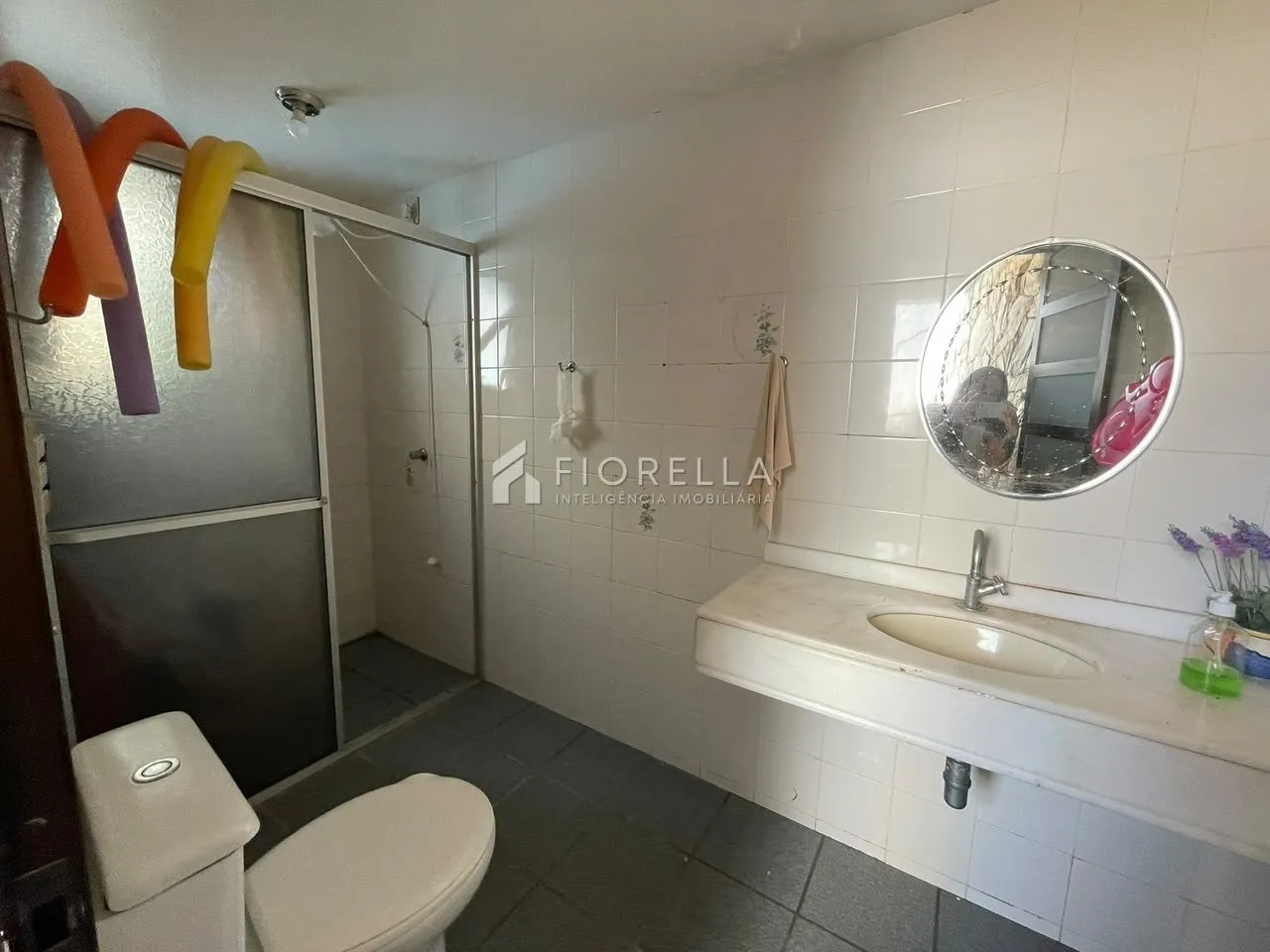Furnished house, 376 m², with a water view — photo 33