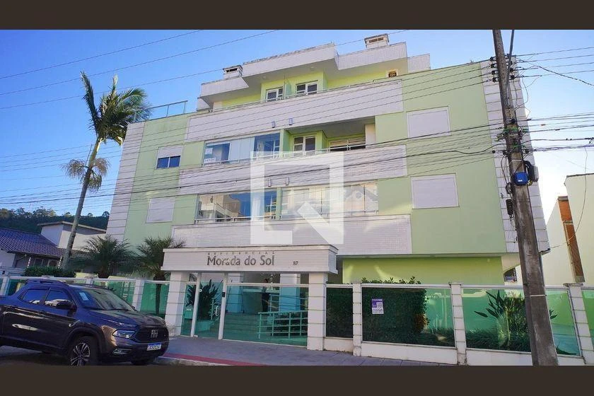 Apartamento de 3 dormitorios con suite y cocina abierta — photo 35