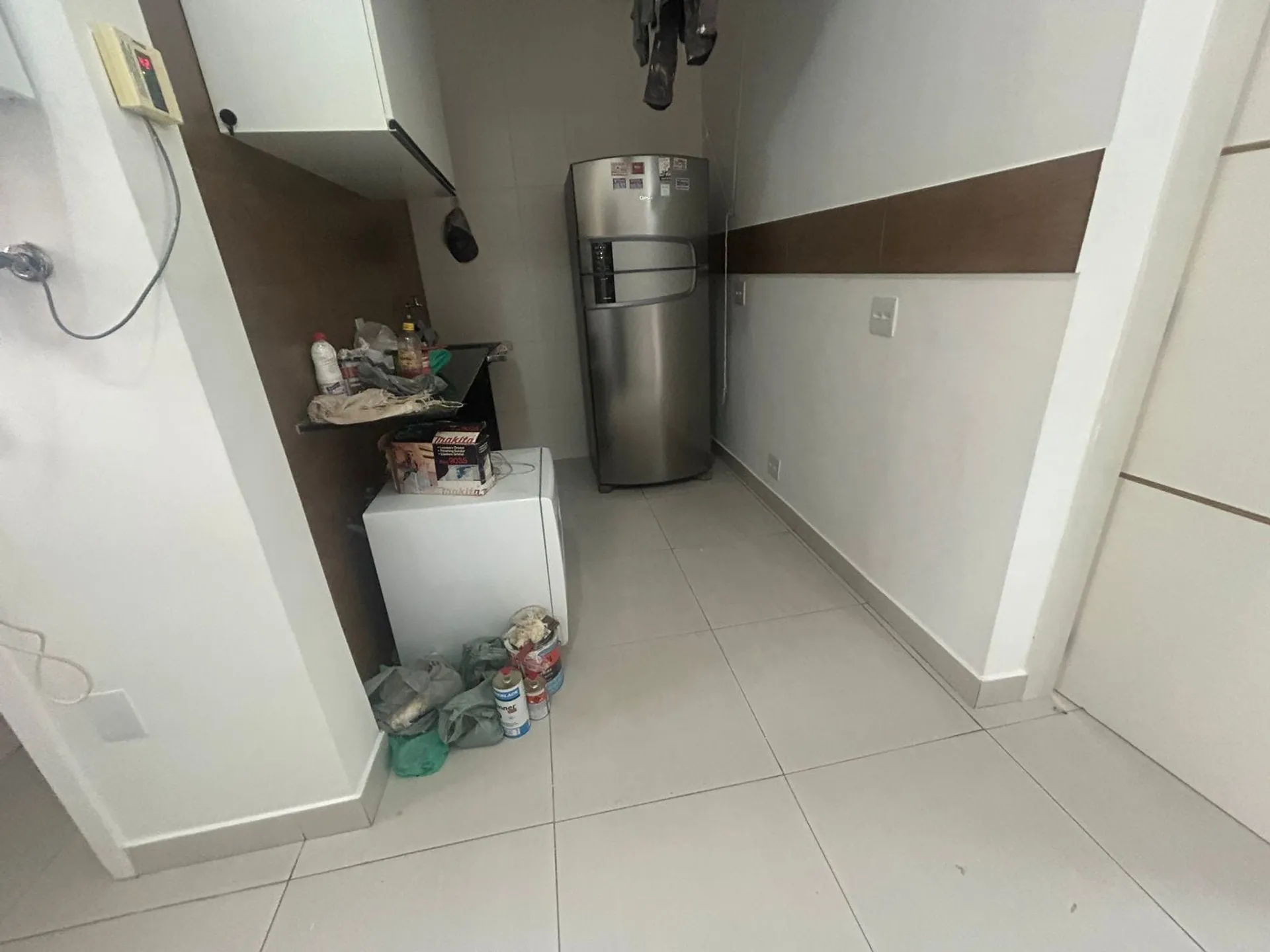 Apartment with 4 bedrooms and an enclosed balcony — photo 24
