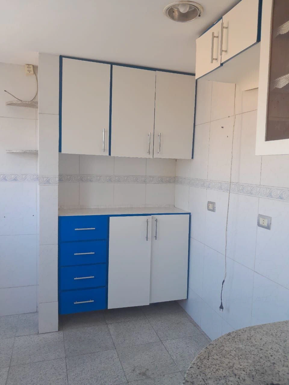Квартира з 3 спальнями та балконом із грилем — photo 21