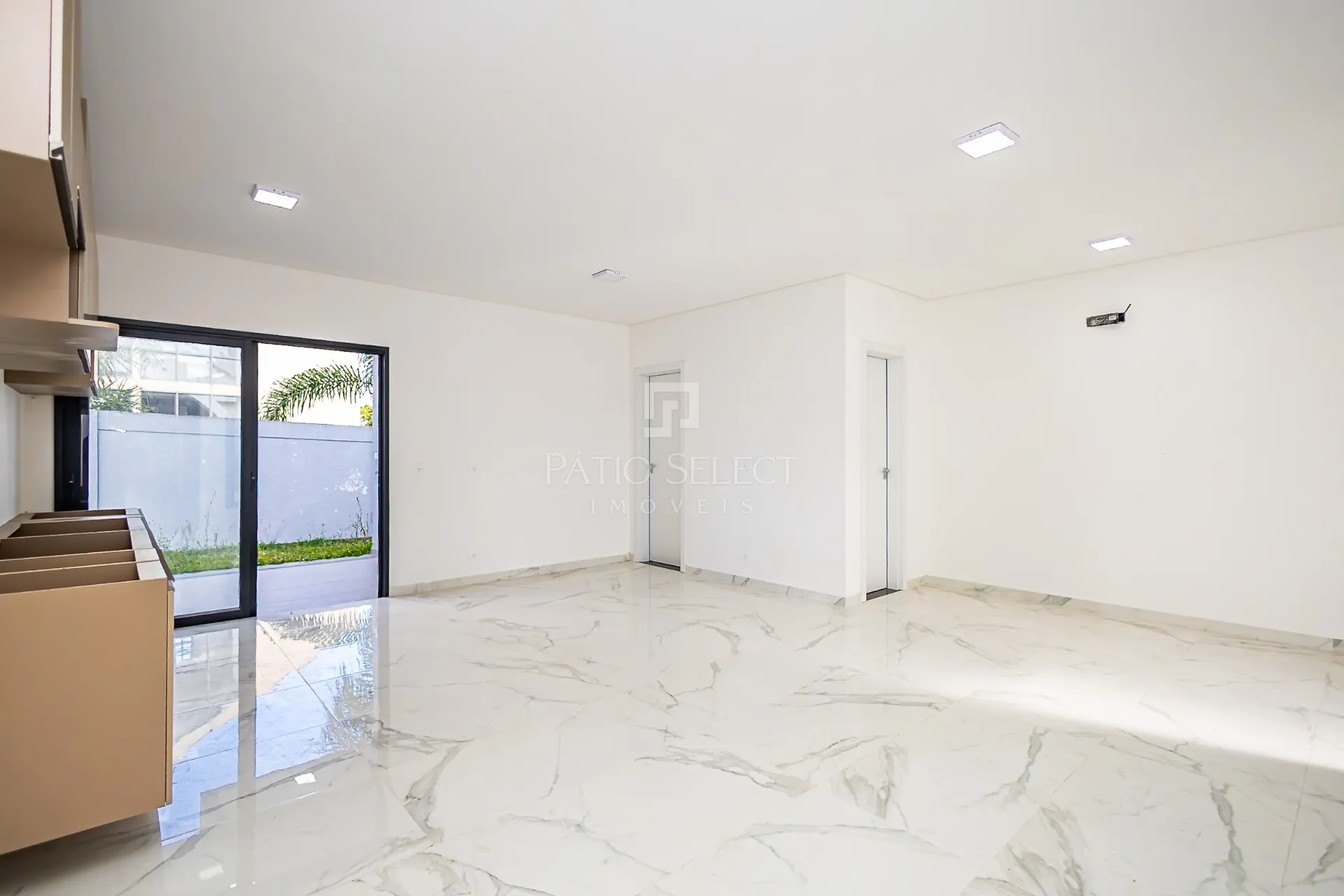 Casa de 181 m² com varanda gourmet e closet — photo 24