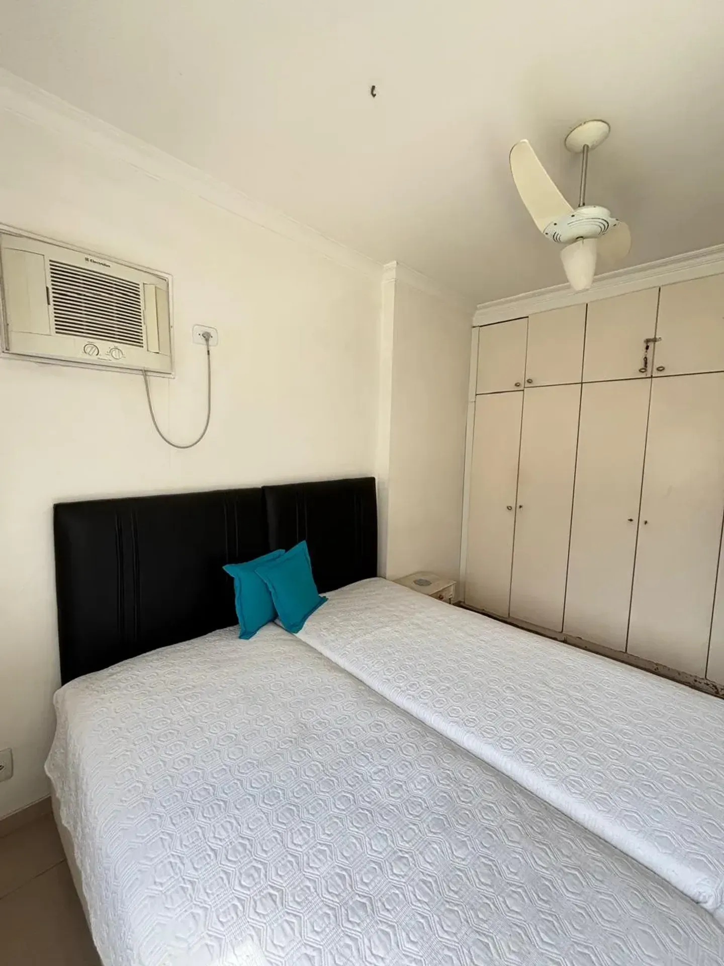 2-bedroom apartment with 3 bathrooms and parking space — photo 24
