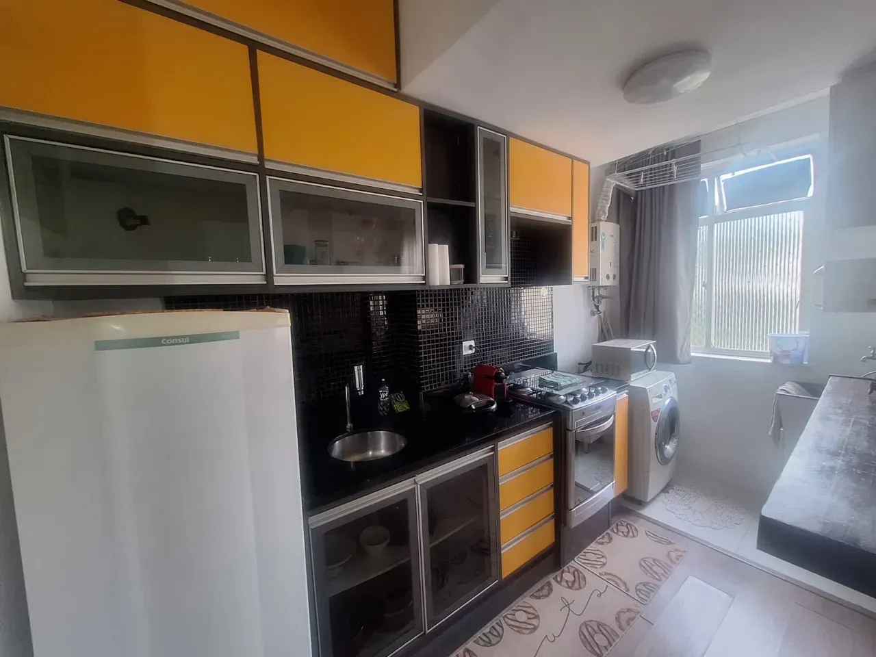 Furnished studio with 25 m², 1 bedroom and 1 bathroom — photo 3