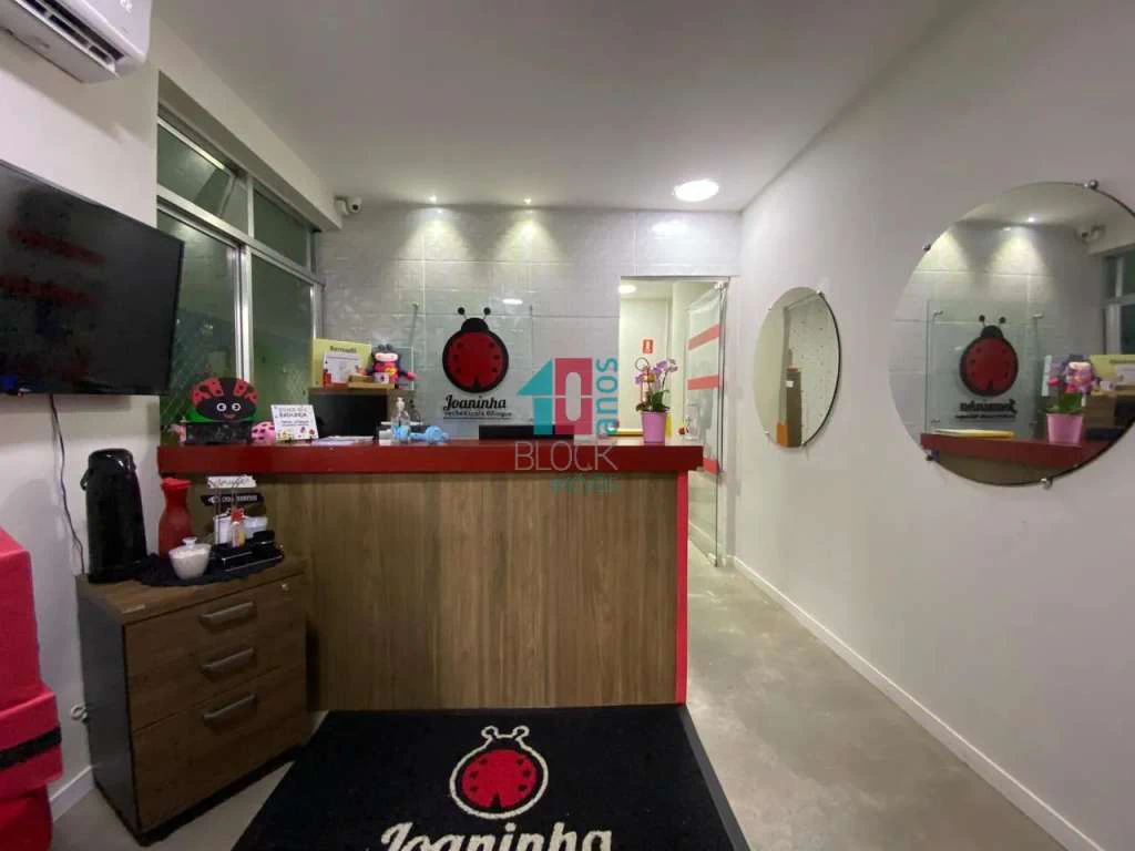Casa duplex com 4 suítes e 6 banheiros, 450 m² — photo 29