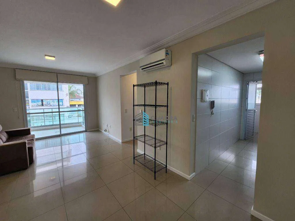 2-bedroom apartment with a home office in Florianópolis — photo 6