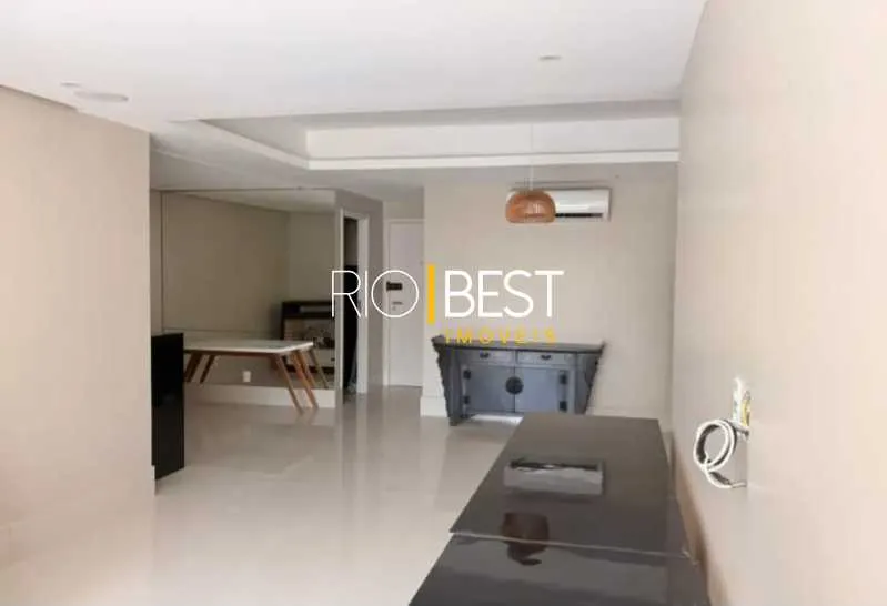 Apartment with home office and 4 bedrooms — photo 10