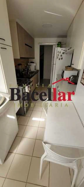 Furnished 203 m² apartment with enclosed balcony — photo 2