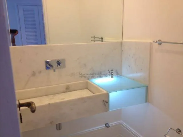 Water view in a 4-bedroom apartment, 350 m² — photo 45