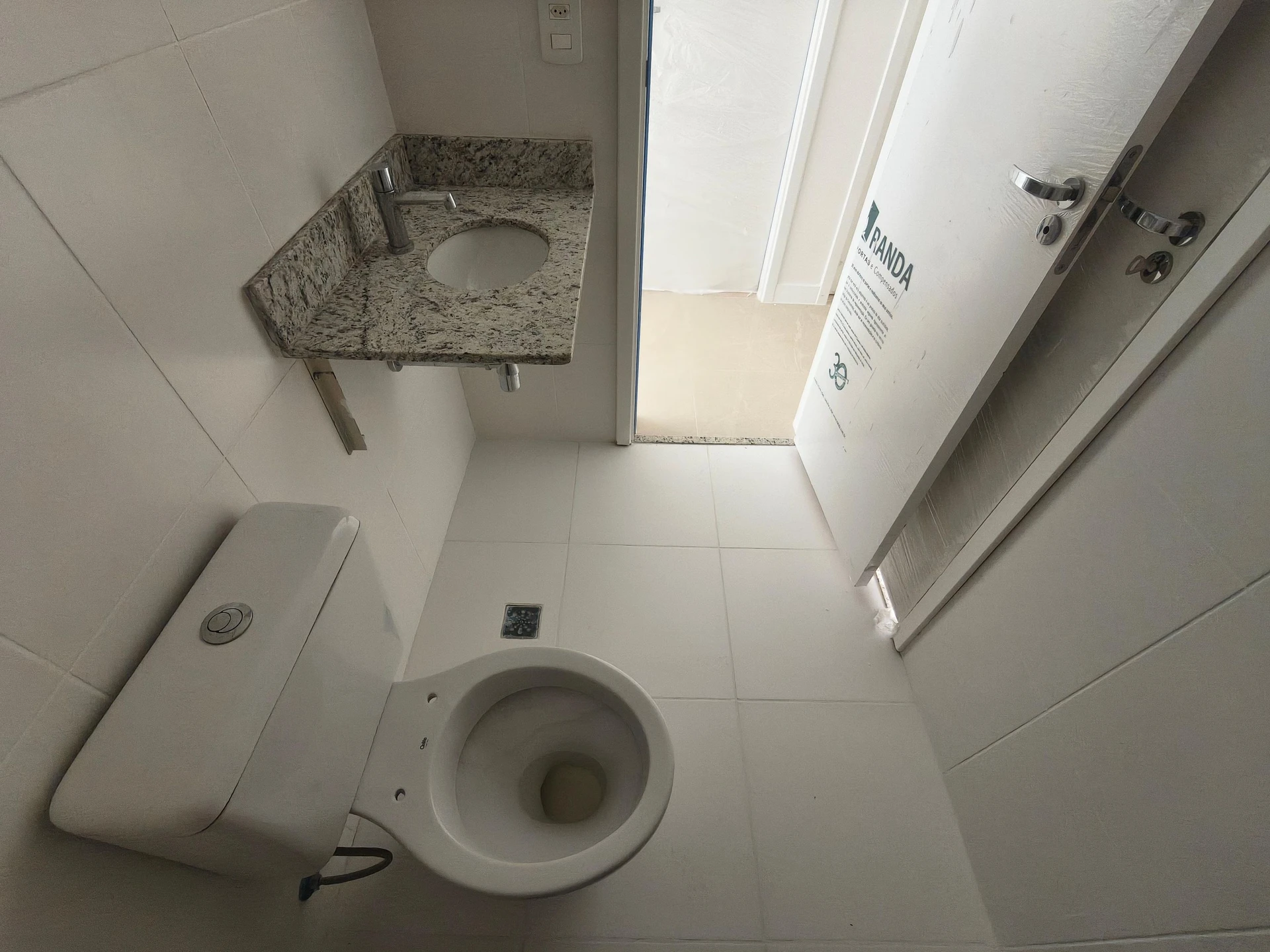 Apartment with 3 bedrooms, 2 bathrooms and parking — photo 43