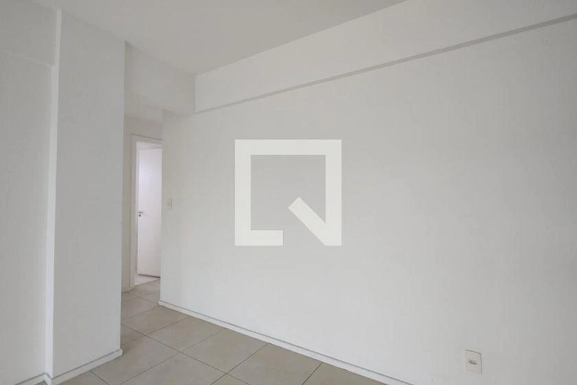 Apartamento 70 m² com 2 quartos, 1 suíte e vaga