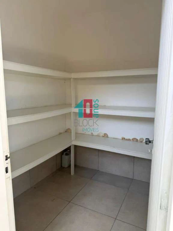 Casa em condomínio fechado de 470 m² com 3 quartos — photo 9