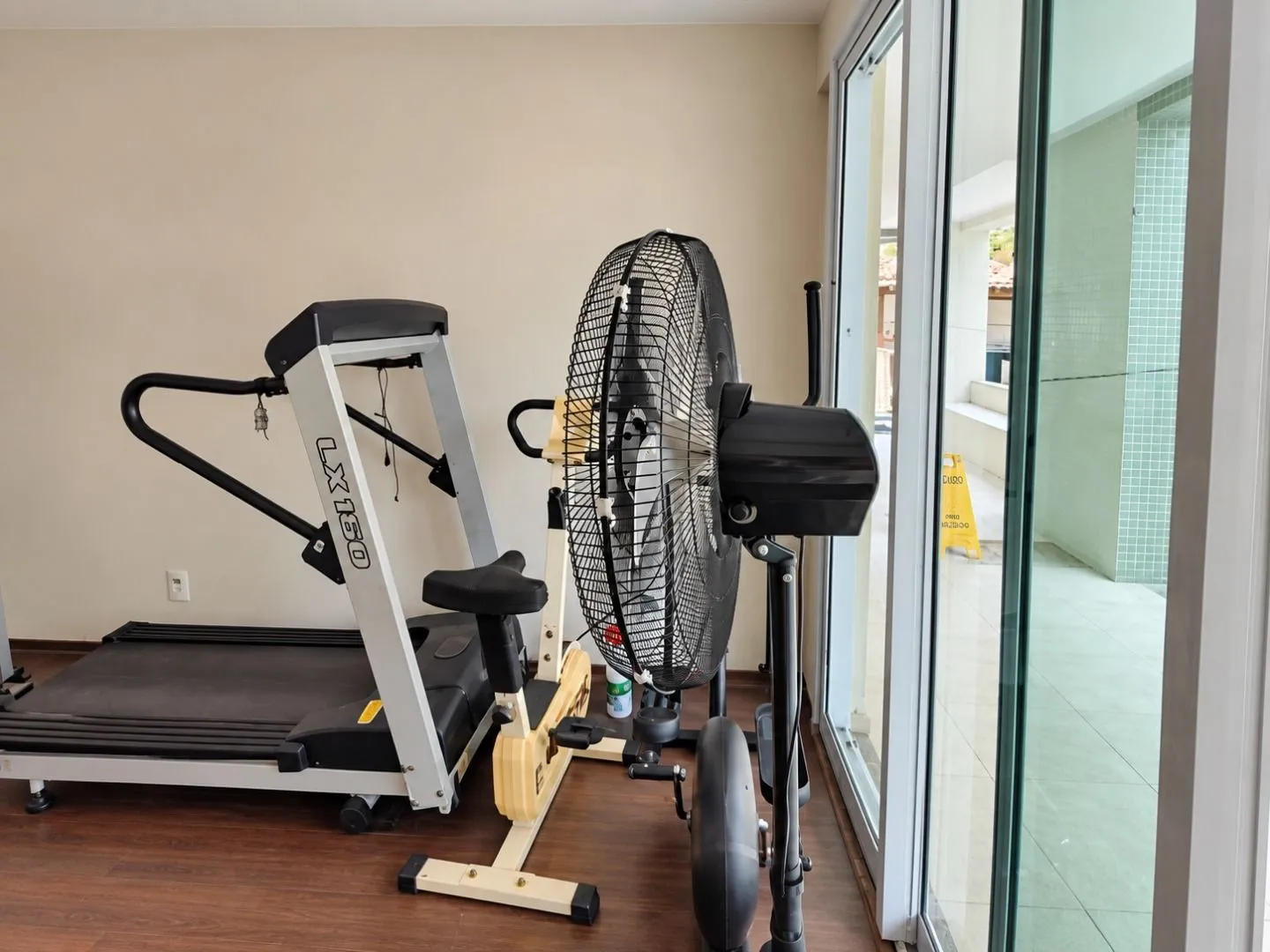 2-bedroom apartment in a building with a sauna — photo 19