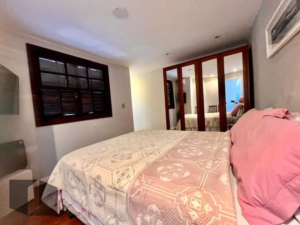 Furnished house with 5 bedrooms and 5 bathrooms — photo 35