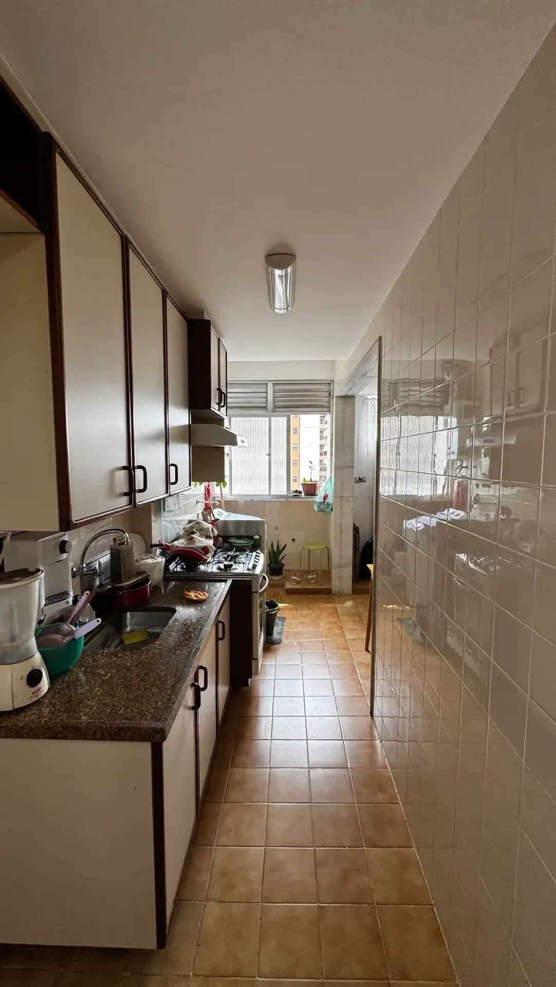 Furnished apartment, 88 m², with a glass-enclosed balcony — photo 6
