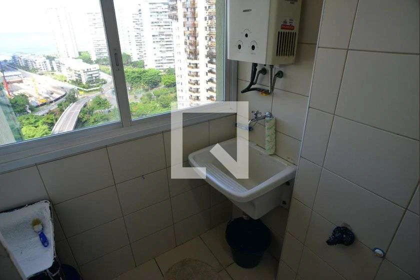 65 m² apartment with 2 bedrooms and a balcony — photo 27