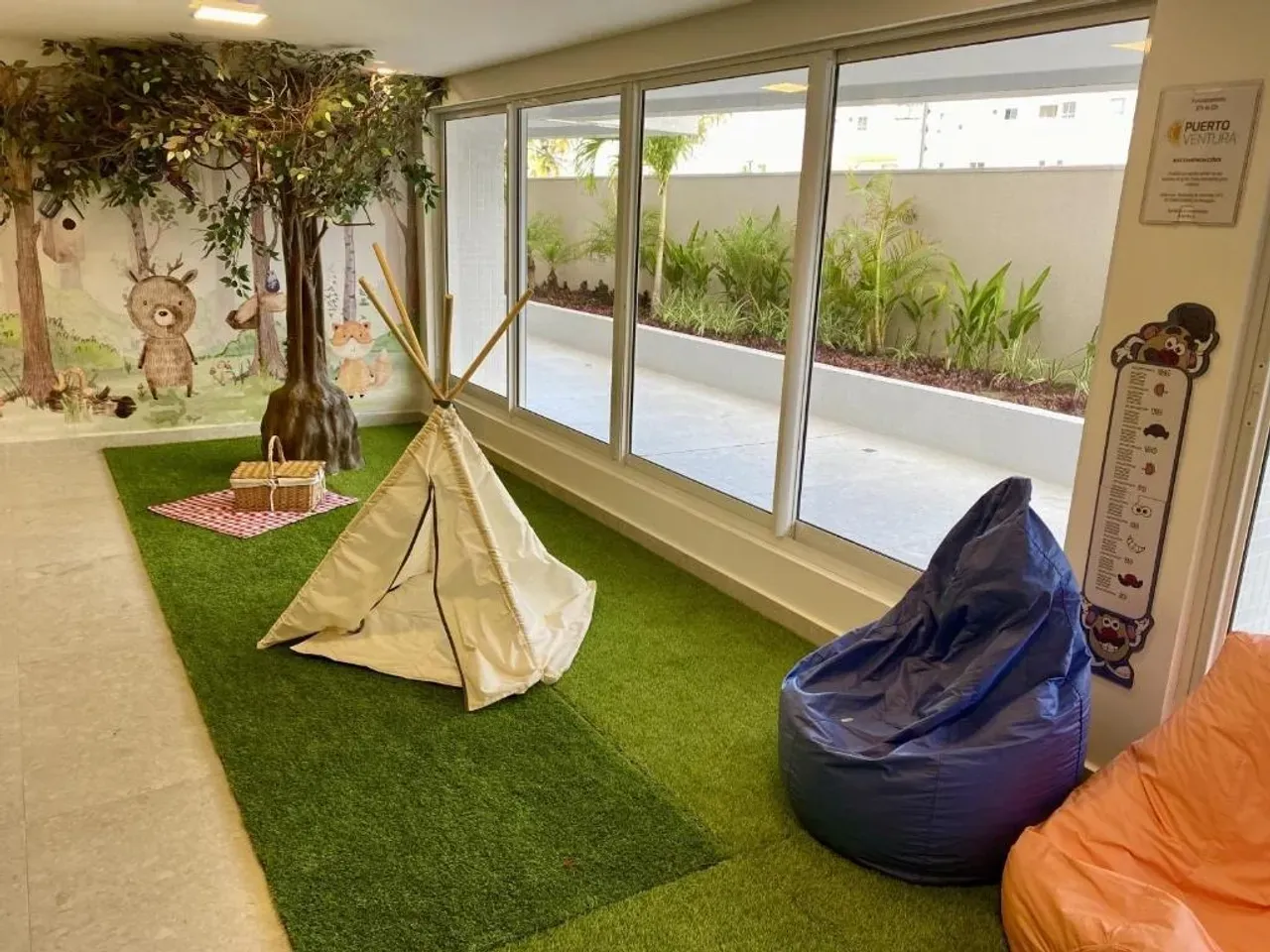 Вид на воду и 2 спальни: квартира 55 м² — photo 15