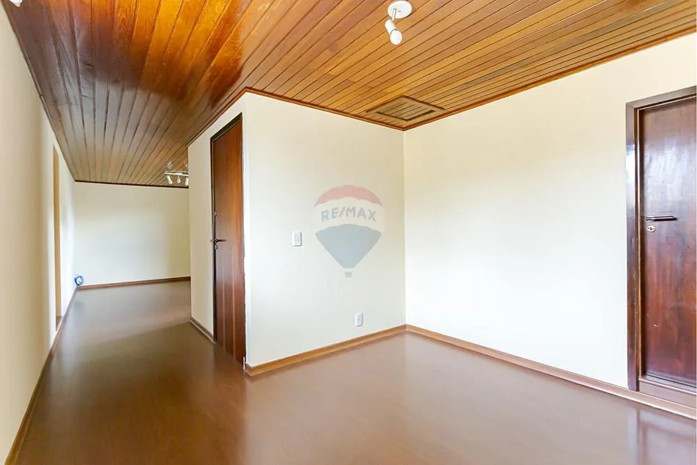 3-bedroom house 247 m² with pets allowed — photo 21