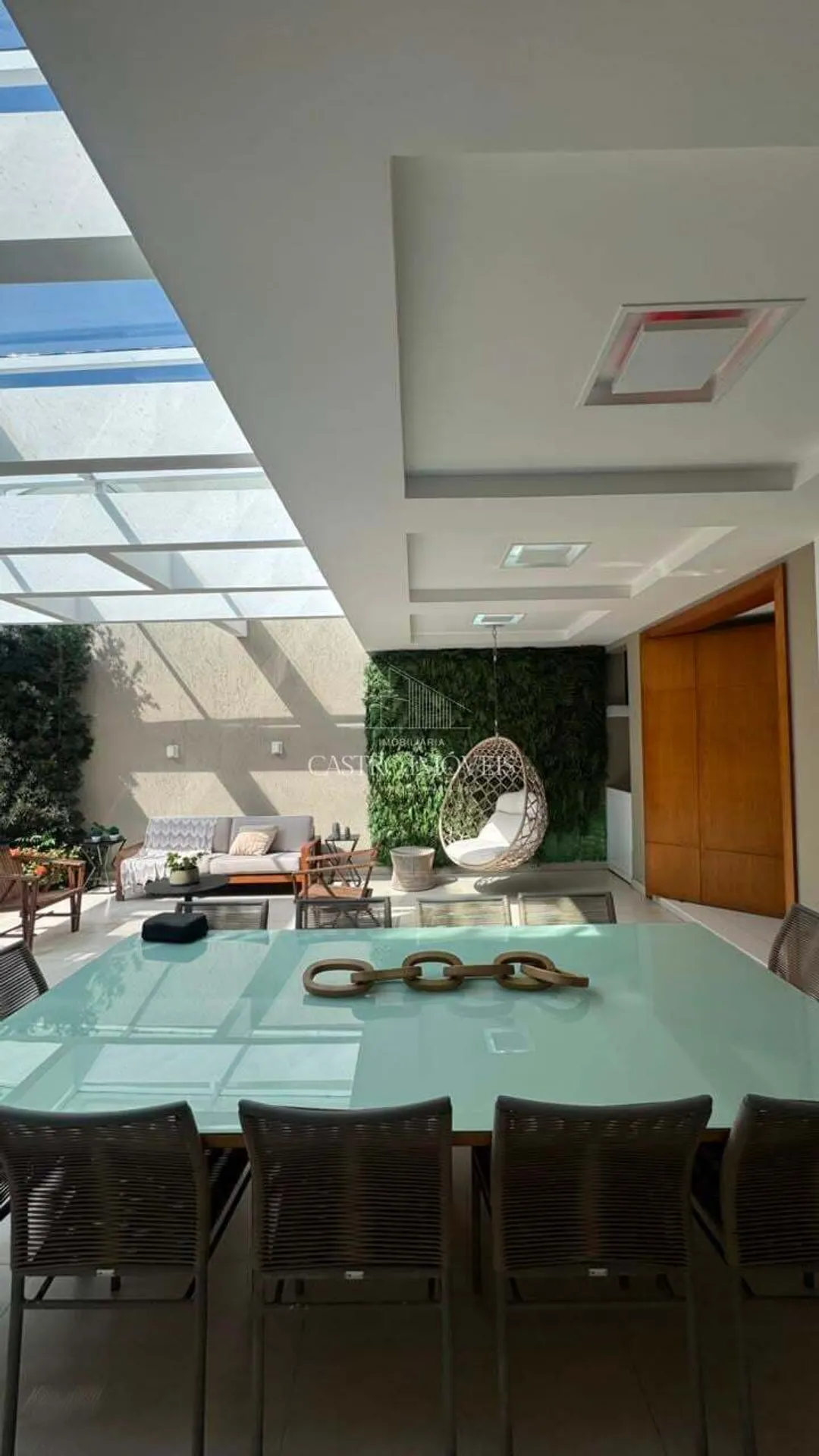 Furnished house with 4 en-suite bedrooms and private garden — photo 39